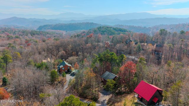 2109 Memory Way, Sevierville, TN 37876