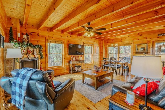 2109 Memory Way, Sevierville, TN 37876