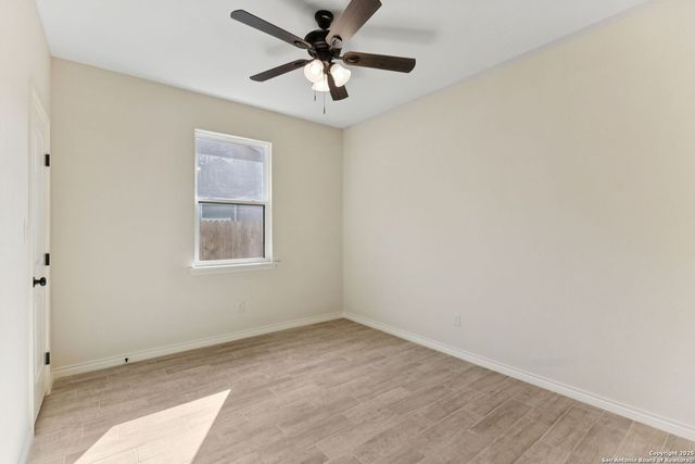 319 Club View E, Seguin, TX 78155