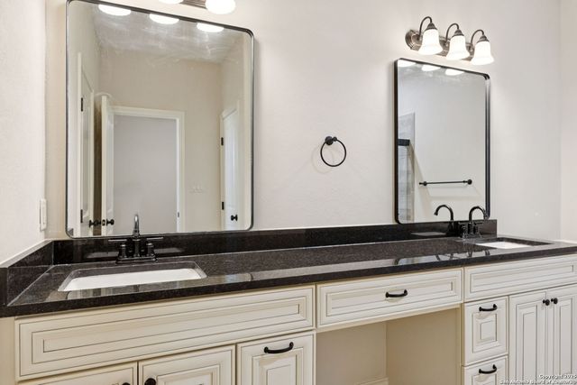 319 Club View E, Seguin, TX 78155
