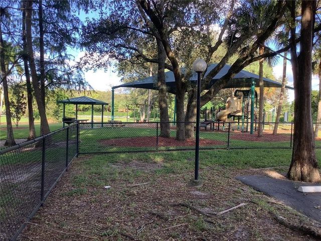 4047 NW 22nd Street 210b, Coconut Creek, FL 33066