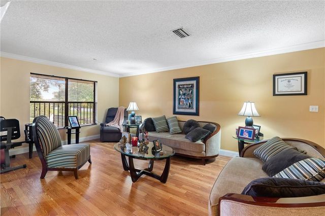 4047 NW 22nd Street 210b, Coconut Creek, FL 33066