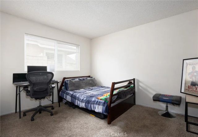 21515 Alaminos, Saugus, CA 91350