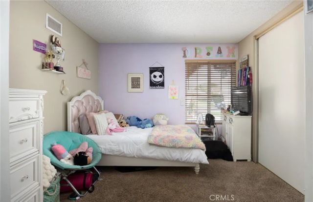 21515 Alaminos, Saugus, CA 91350