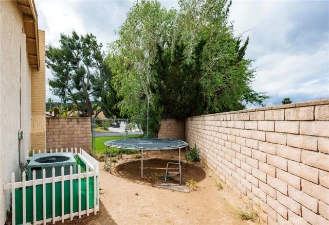 21515 Alaminos, Saugus, CA 91350