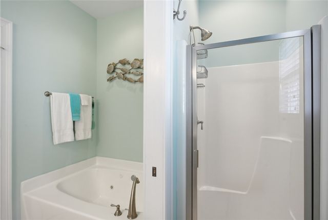 109 Martins Pointe Drive, Seneca, SC 29678