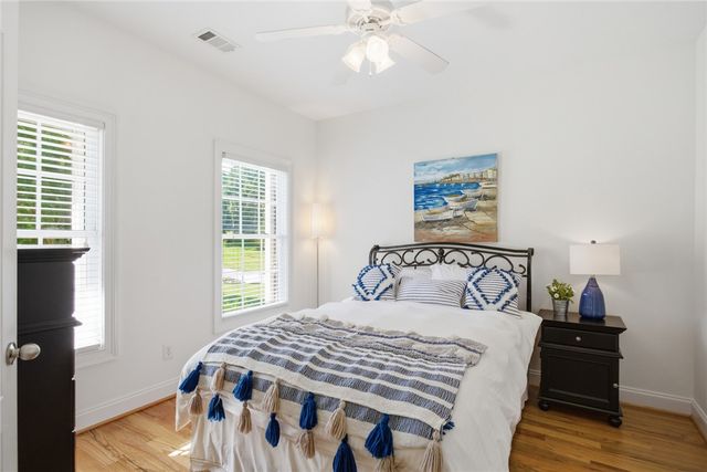 109 Martins Pointe Drive, Seneca, SC 29678