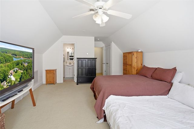 109 Martins Pointe Drive, Seneca, SC 29678