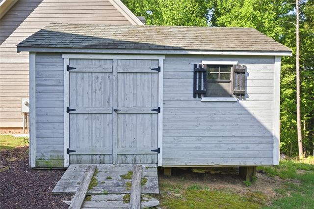 109 Martins Pointe Drive, Seneca, SC 29678