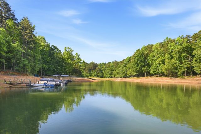 109 Martins Pointe Drive, Seneca, SC 29678