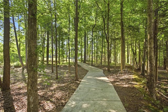109 Martins Pointe Drive, Seneca, SC 29678