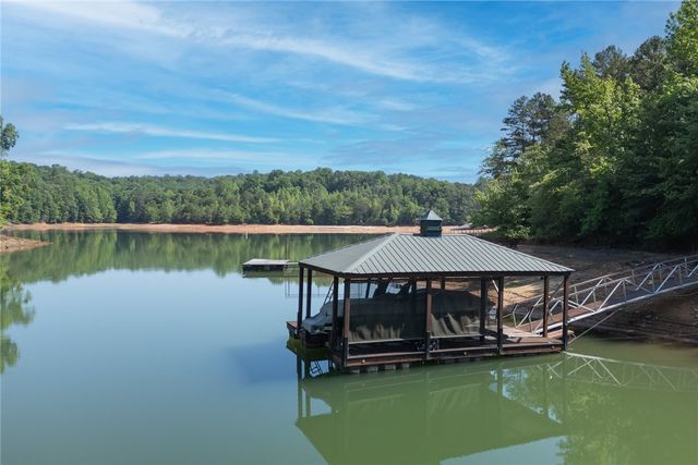 109 Martins Pointe Drive, Seneca, SC 29678