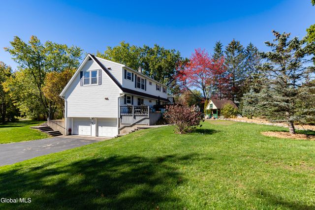 61 Phillips Road, Rensselaer, NY 12144