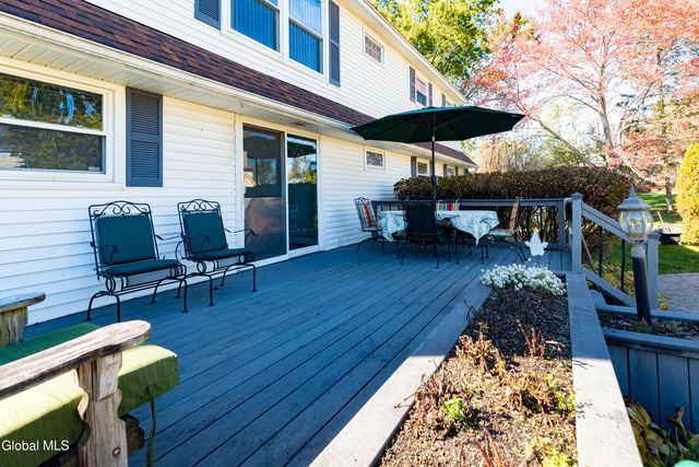 61 Phillips Road, Rensselaer, NY 12144