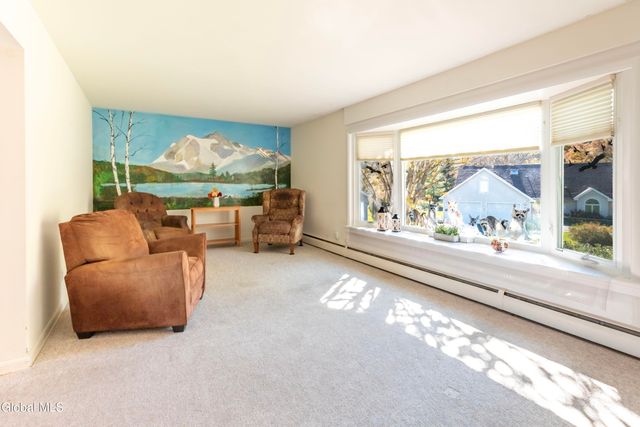 61 Phillips Road, Rensselaer, NY 12144