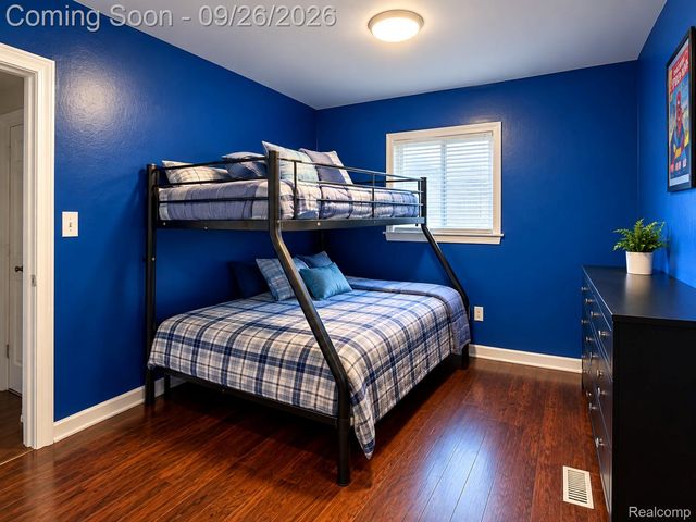 23116 Beechwood Avenue, Eastpointe, MI 48021