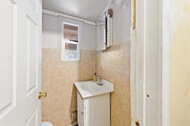 318 Hollenbach Street, Reading City, PA 19601
