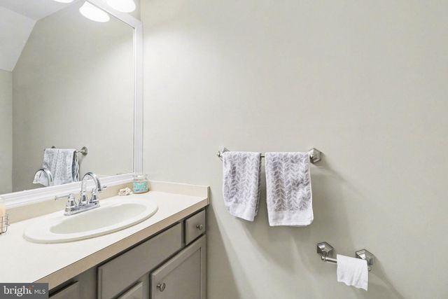 652 SPRINGHOUSE LN, Hummelstown, PA 17036