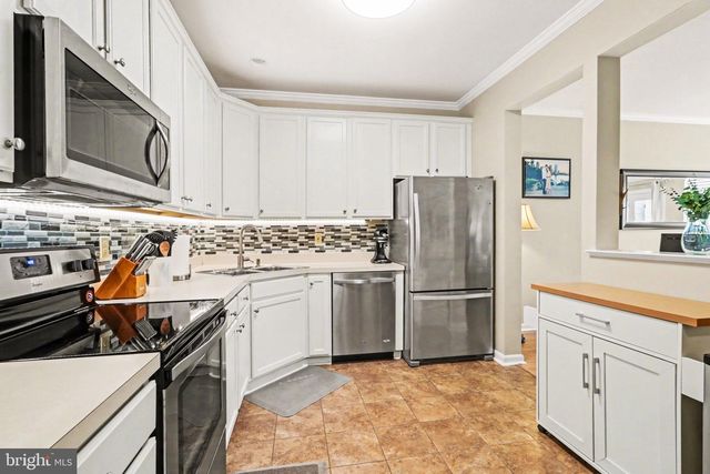 652 SPRINGHOUSE LN, Hummelstown, PA 17036