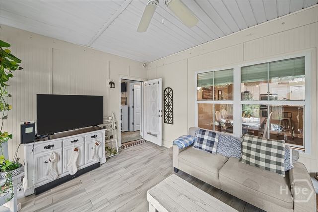 90 Teachers Row, Richmond Hill, GA 31324