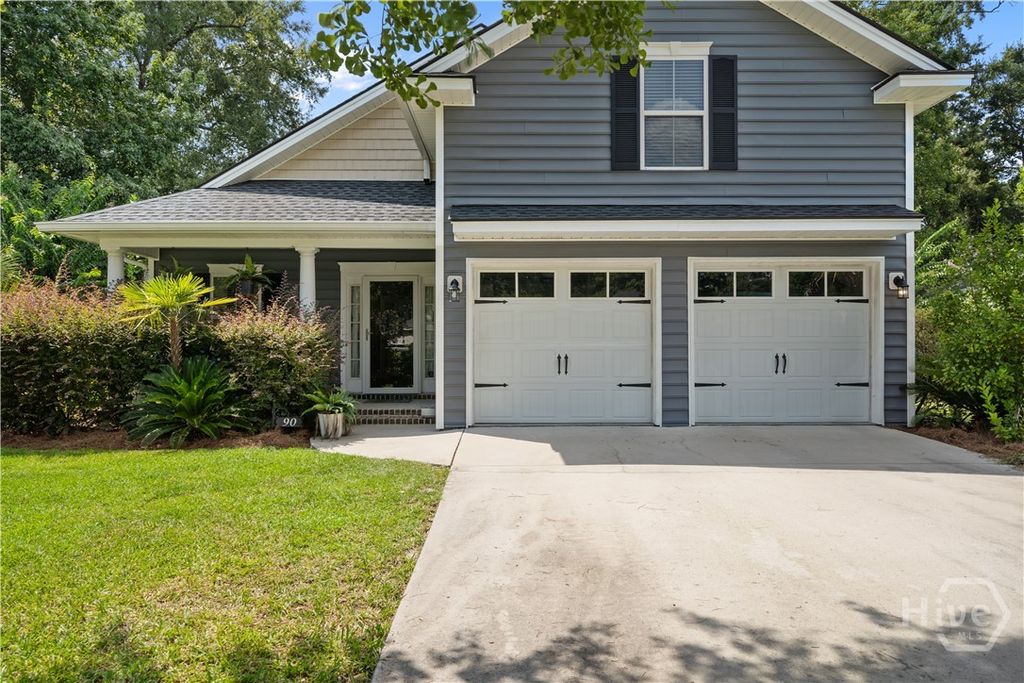 Image 2 of property listing at 90 Teachers Row, Richmond Hill, GA 31324