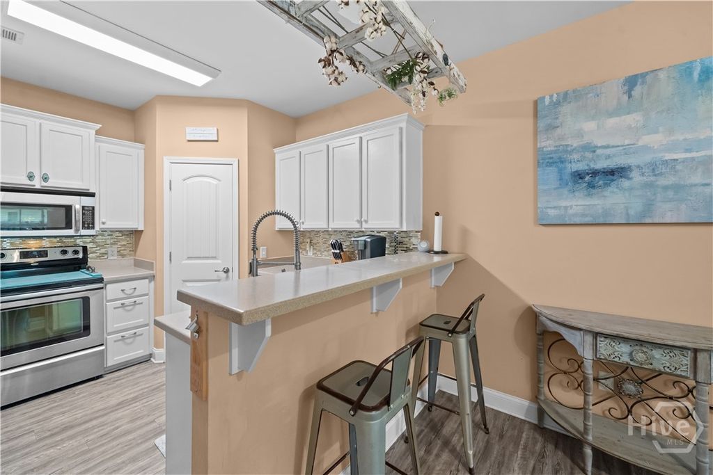 Image 20 of property listing at 90 Teachers Row, Richmond Hill, GA 31324