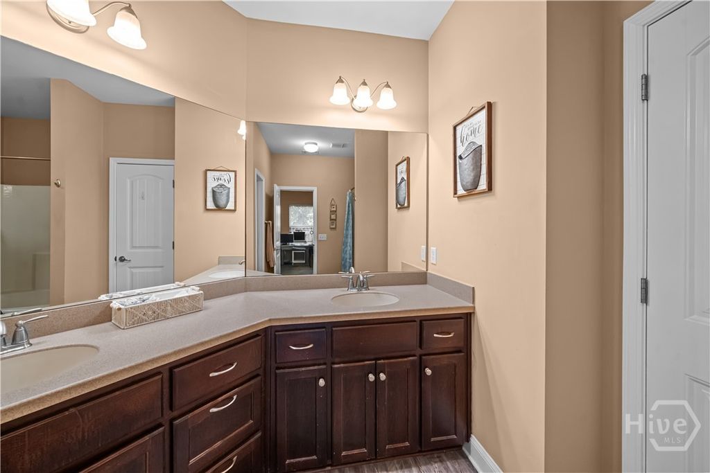 Image 27 of property listing at 90 Teachers Row, Richmond Hill, GA 31324