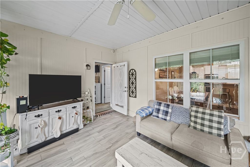 Image 30 of property listing at 90 Teachers Row, Richmond Hill, GA 31324