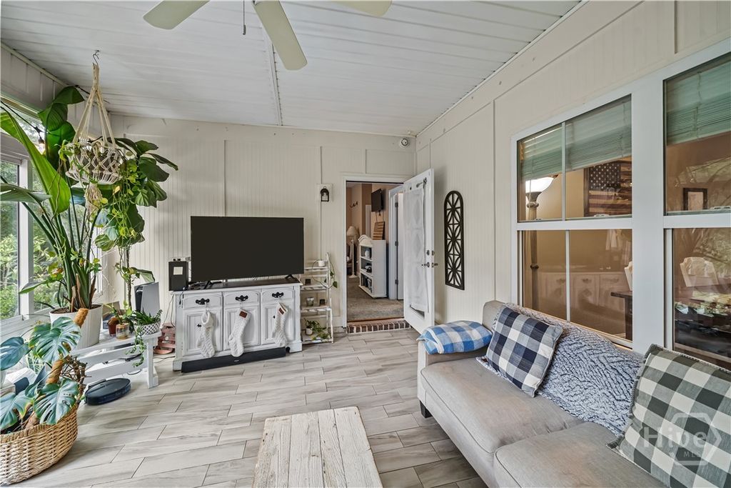 Image 31 of property listing at 90 Teachers Row, Richmond Hill, GA 31324