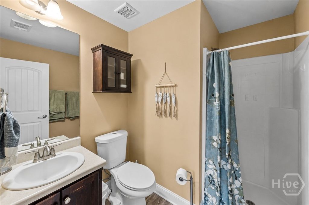 Image 44 of property listing at 90 Teachers Row, Richmond Hill, GA 31324