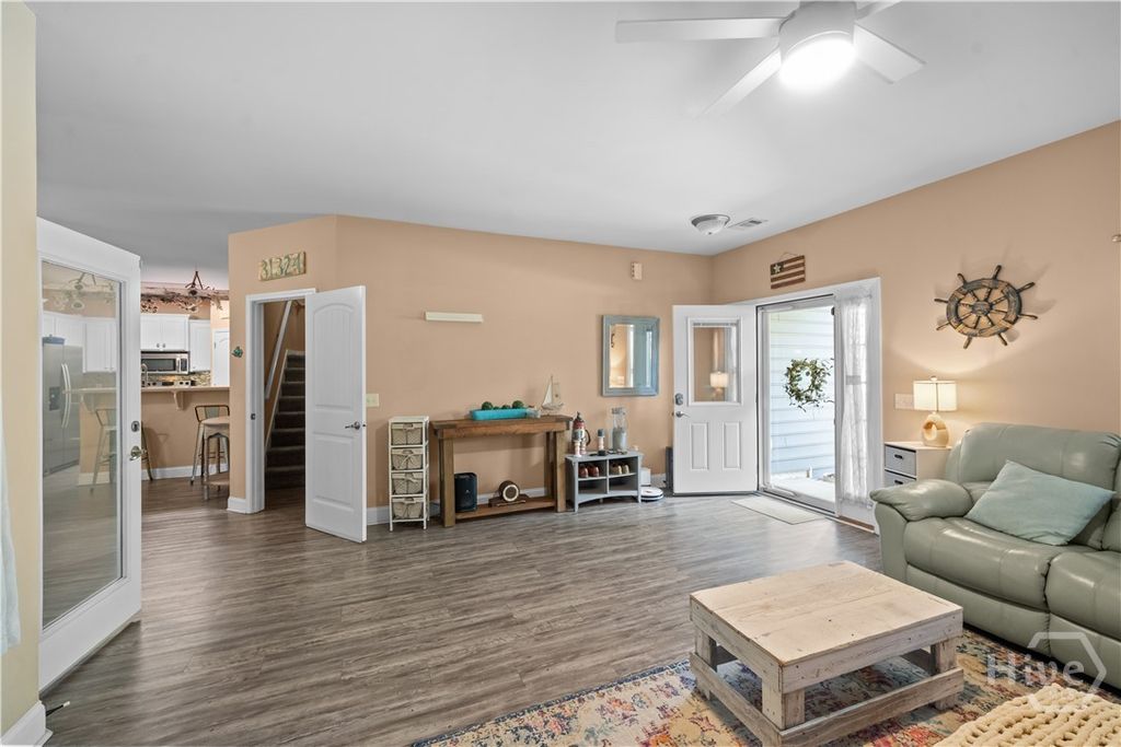 Image 8 of property listing at 90 Teachers Row, Richmond Hill, GA 31324