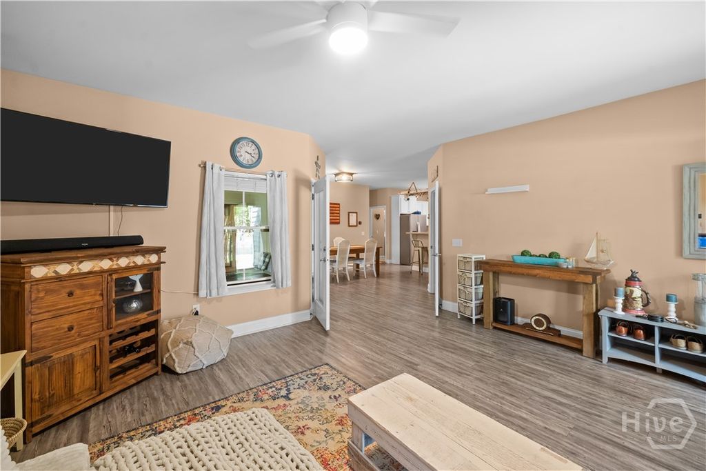 Image 9 of property listing at 90 Teachers Row, Richmond Hill, GA 31324