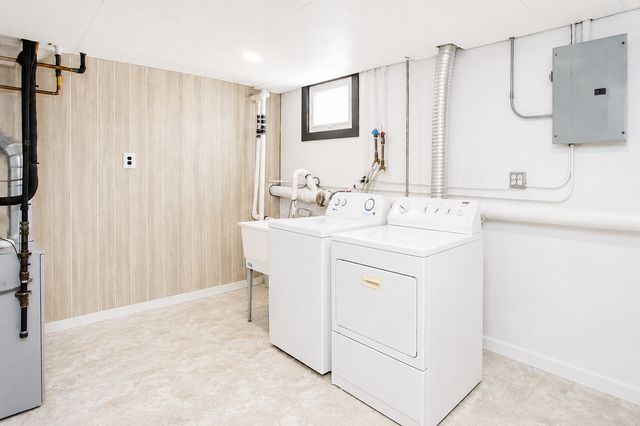1359 E Dorothy Drive, Palatine, IL 60074