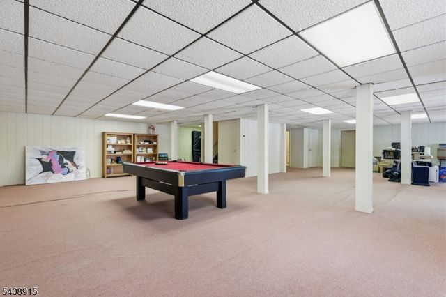 32 Sylvan Dr, Montville Twp., NJ 07058