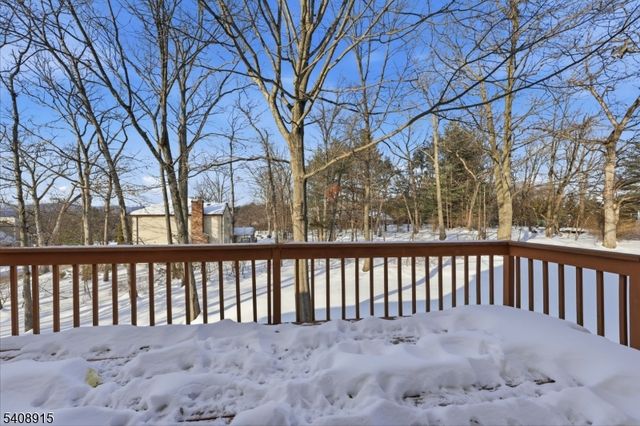 32 Sylvan Dr, Montville Twp., NJ 07058