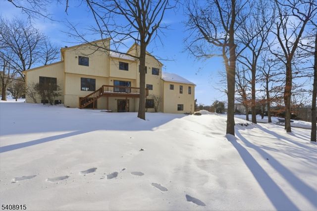 32 Sylvan Dr, Montville Twp., NJ 07058