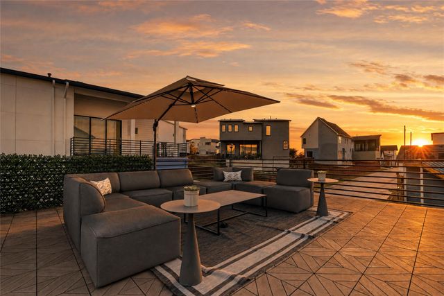 7417 Cordoba DR, Austin, TX 78724