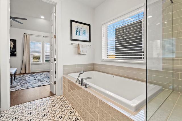 7417 Cordoba DR, Austin, TX 78724