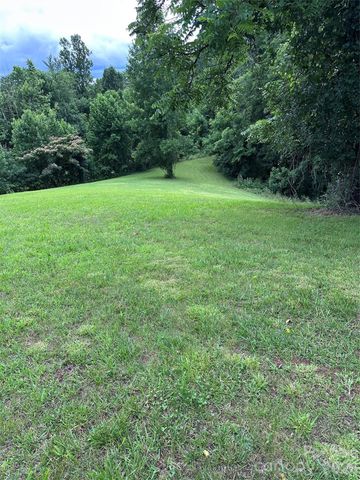 70 Heslar Way, Marshall, NC 28753