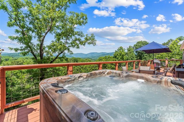 70 Heslar Way, Marshall, NC 28753
