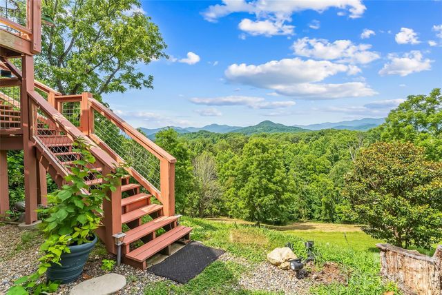 70 Heslar Way, Marshall, NC 28753