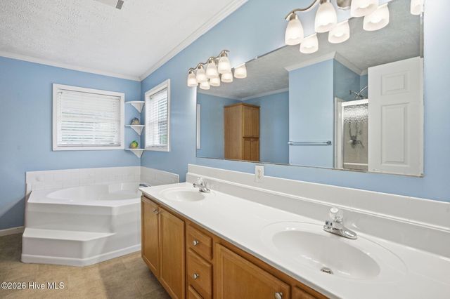 354 W South Shore Drive, Southport, NC 28461