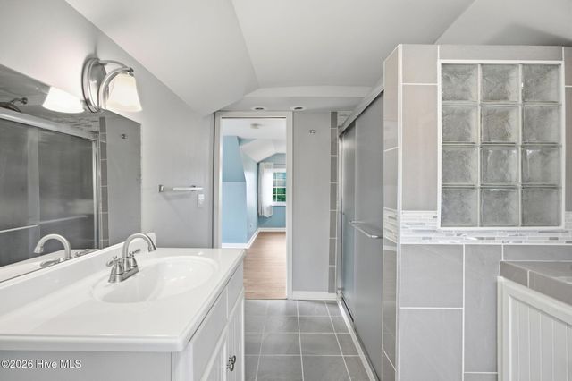354 W South Shore Drive, Southport, NC 28461