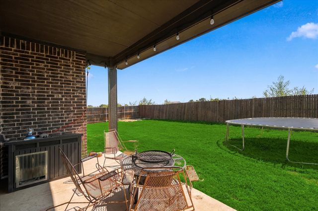 804 Mary Lee Lane, Collinsville, TX 76233