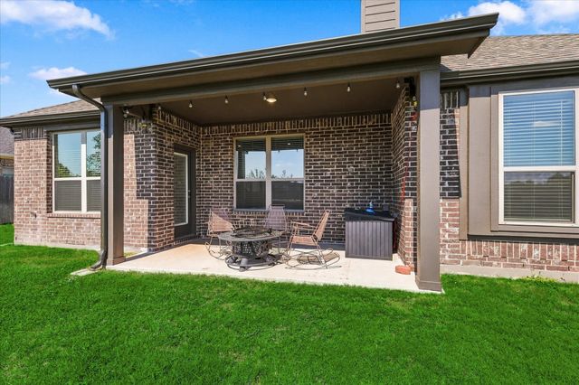 804 Mary Lee Lane, Collinsville, TX 76233