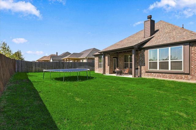 804 Mary Lee Lane, Collinsville, TX 76233