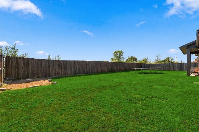 804 Mary Lee Lane, Collinsville, TX 76233