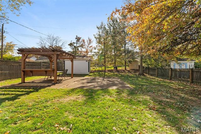 8612 White Avenue, St Louis, MO 63144