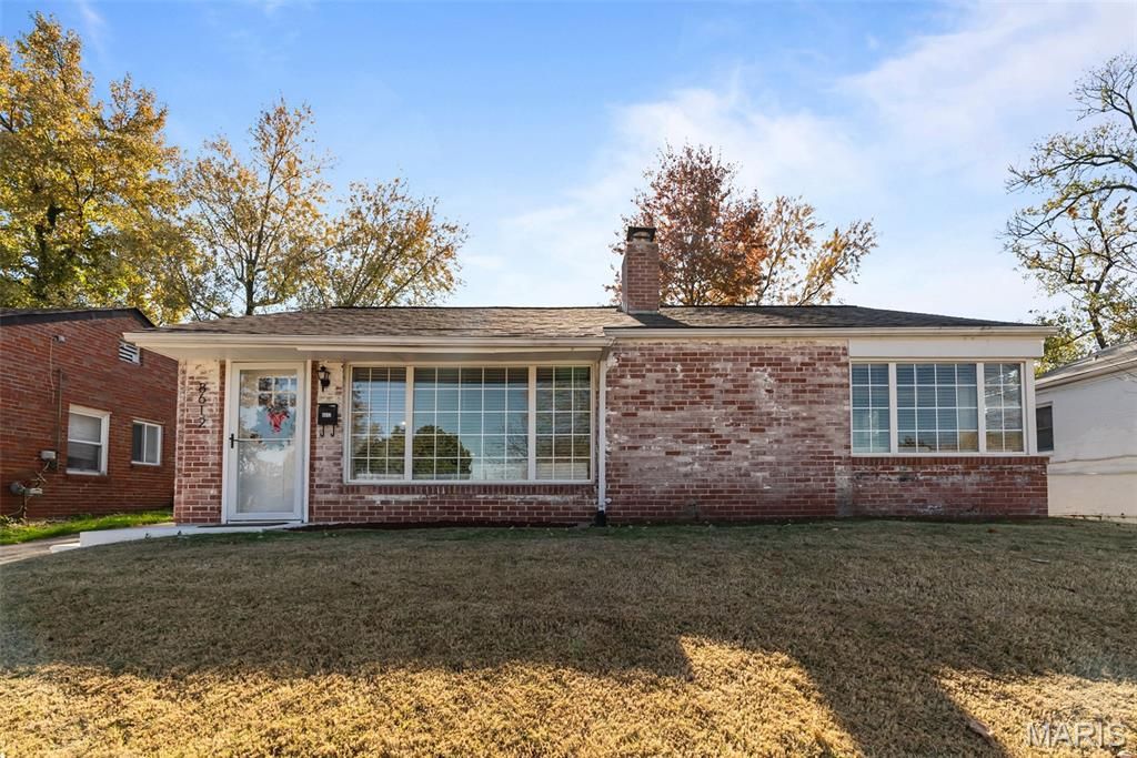 8612 White Avenue, St Louis, MO 63144