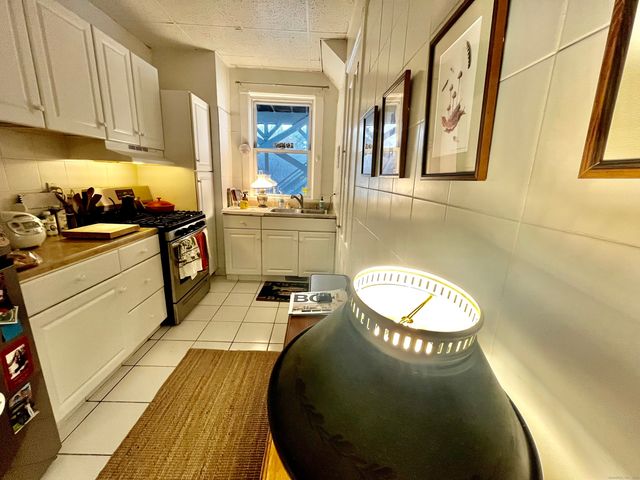 604 Orange Street 1B, New Haven, CT 06511